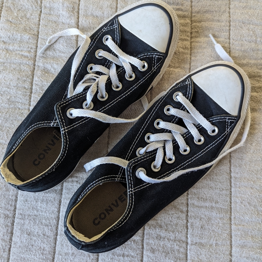 Low top converse